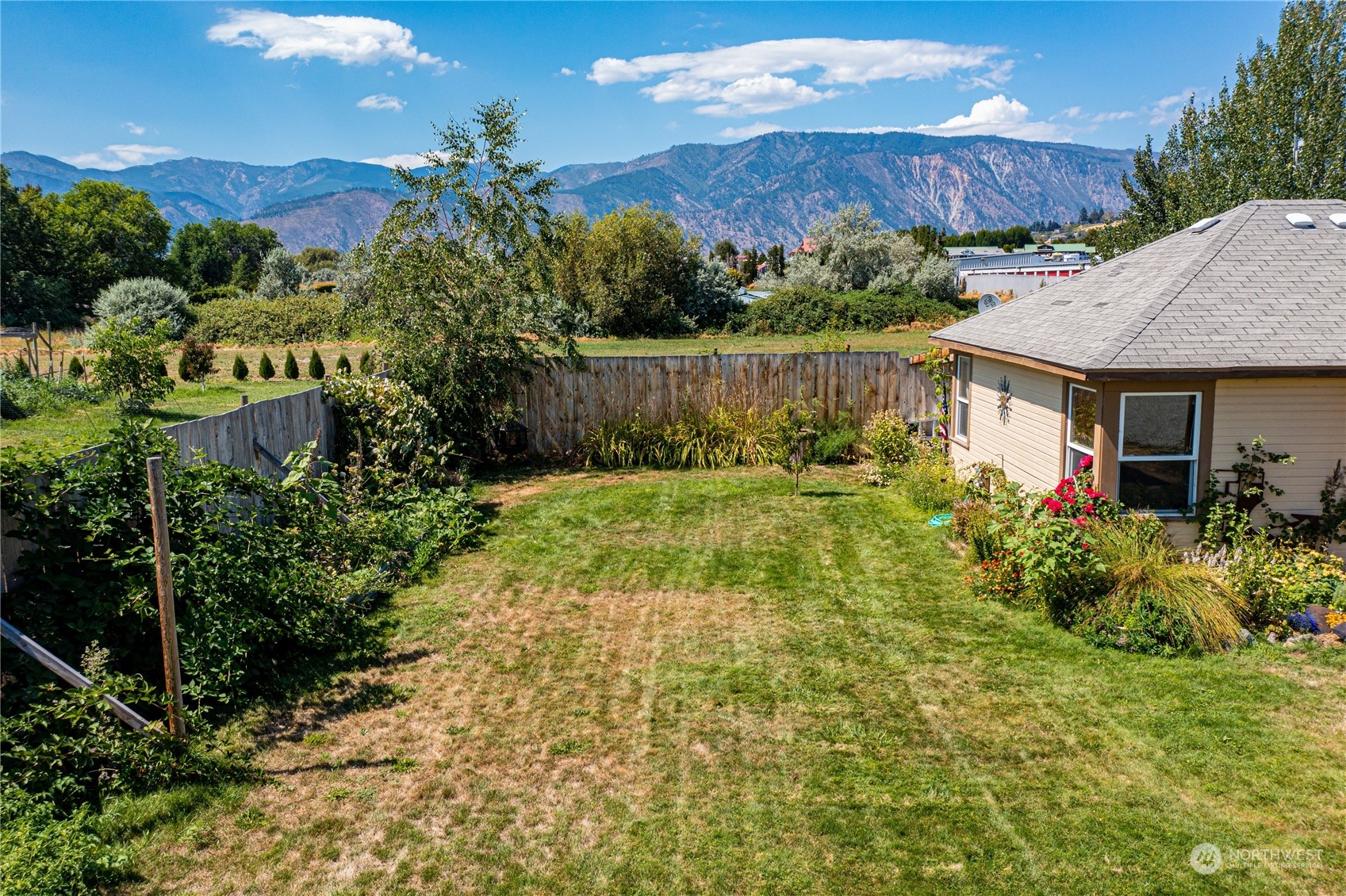 50 South Madeline Road Manson, WA 98831 - Photo 28 of 37