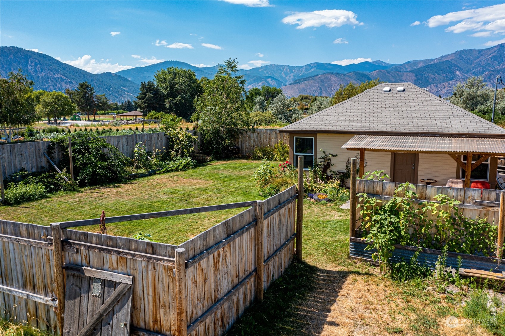 50 South Madeline Road Manson, WA 98831 - Photo 36 of 37