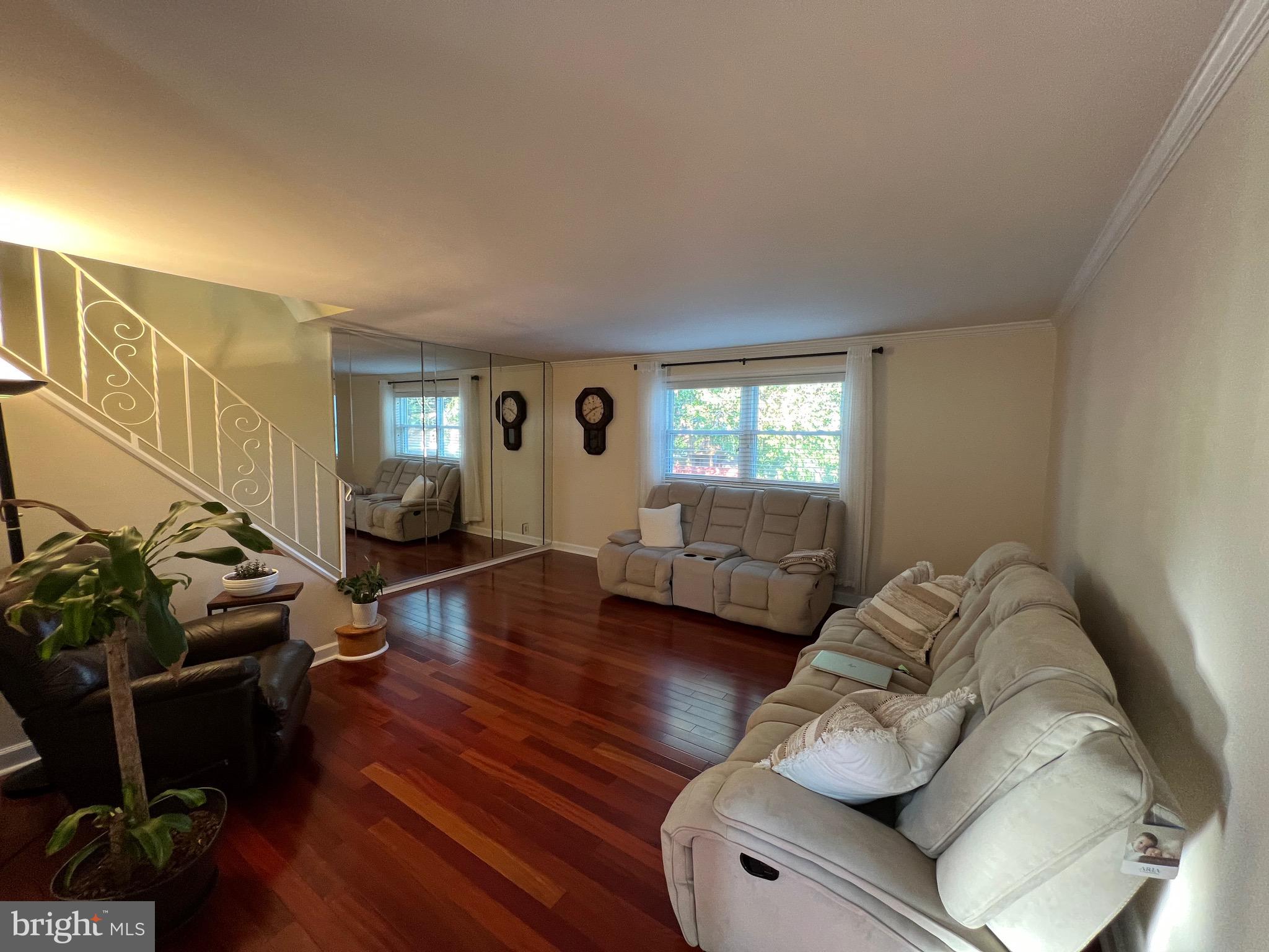 10921 Lockart Road Philadelphia, PA 19116 - Photo 11 of 26 Gallery Image 11