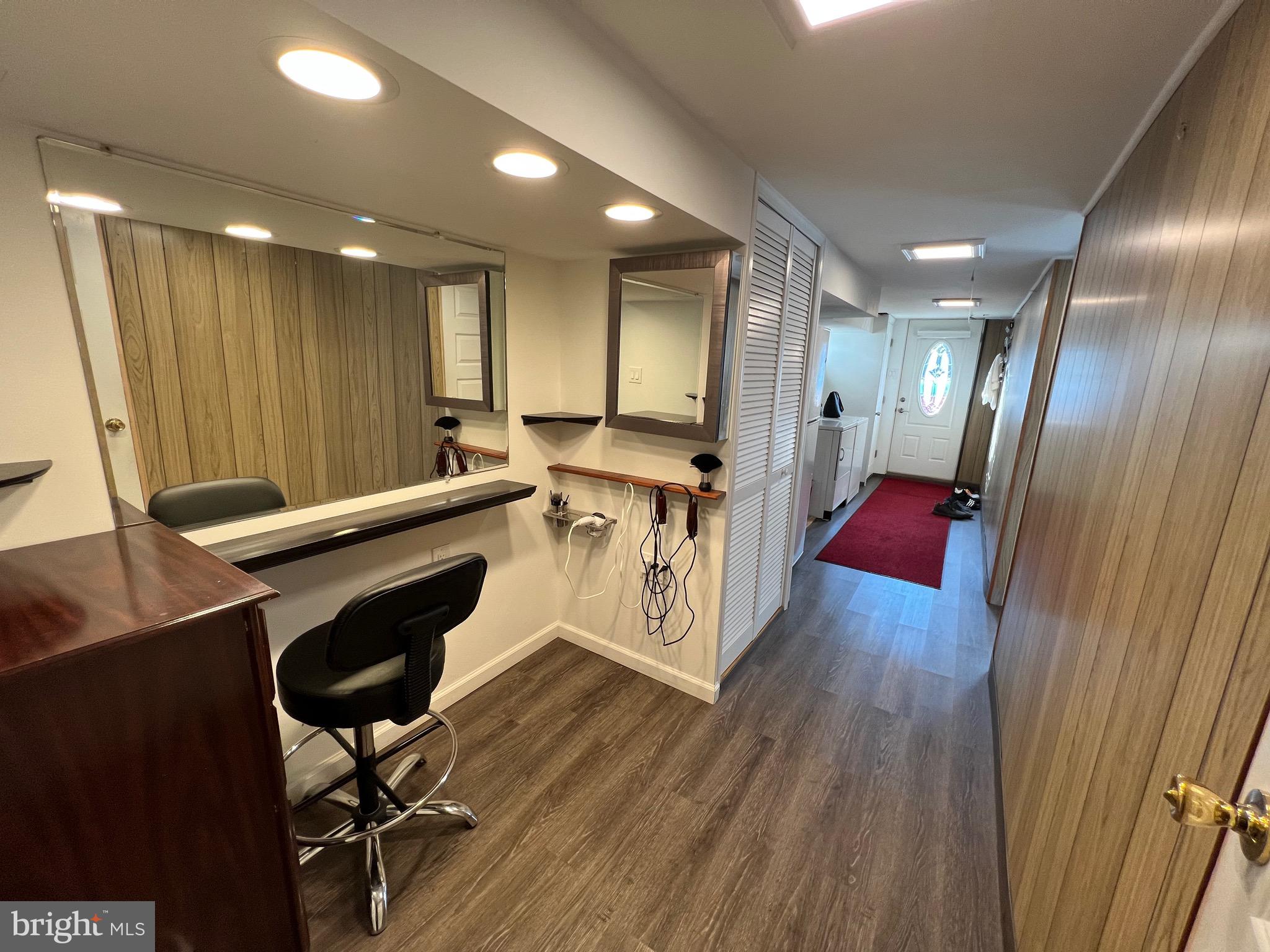 10921 Lockart Road Philadelphia, PA 19116 - Photo 20 of 26 Gallery Image 20