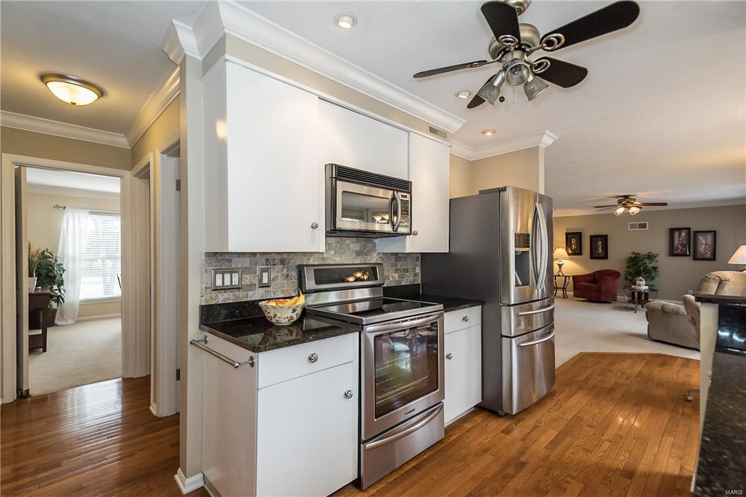 2235 North Ballas Road St. Louis, MO 63131 - Photo 13 of 44