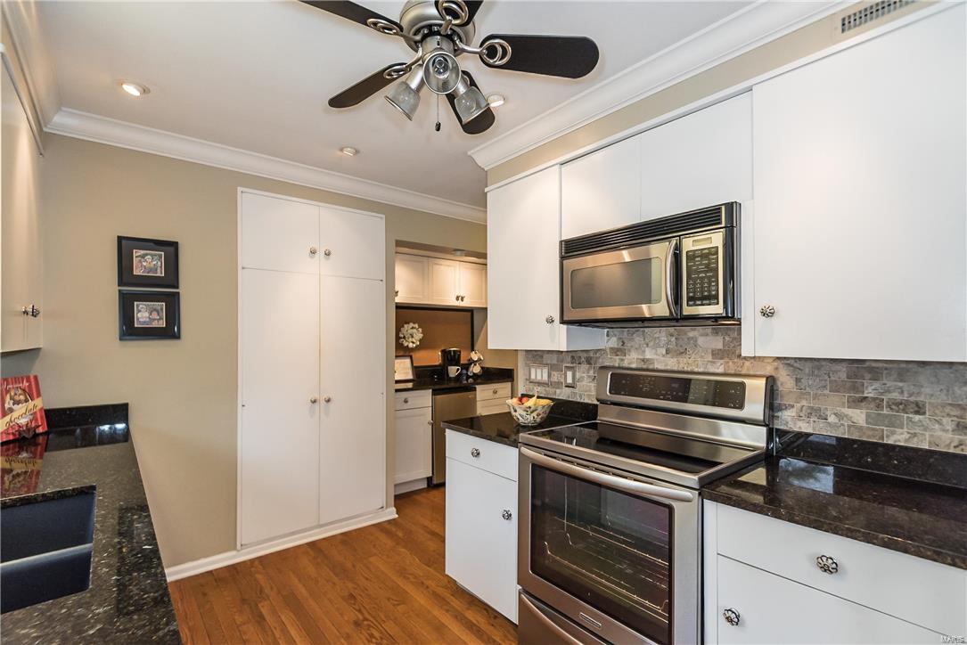 2235 North Ballas Road St. Louis, MO 63131 - Photo 15 of 44