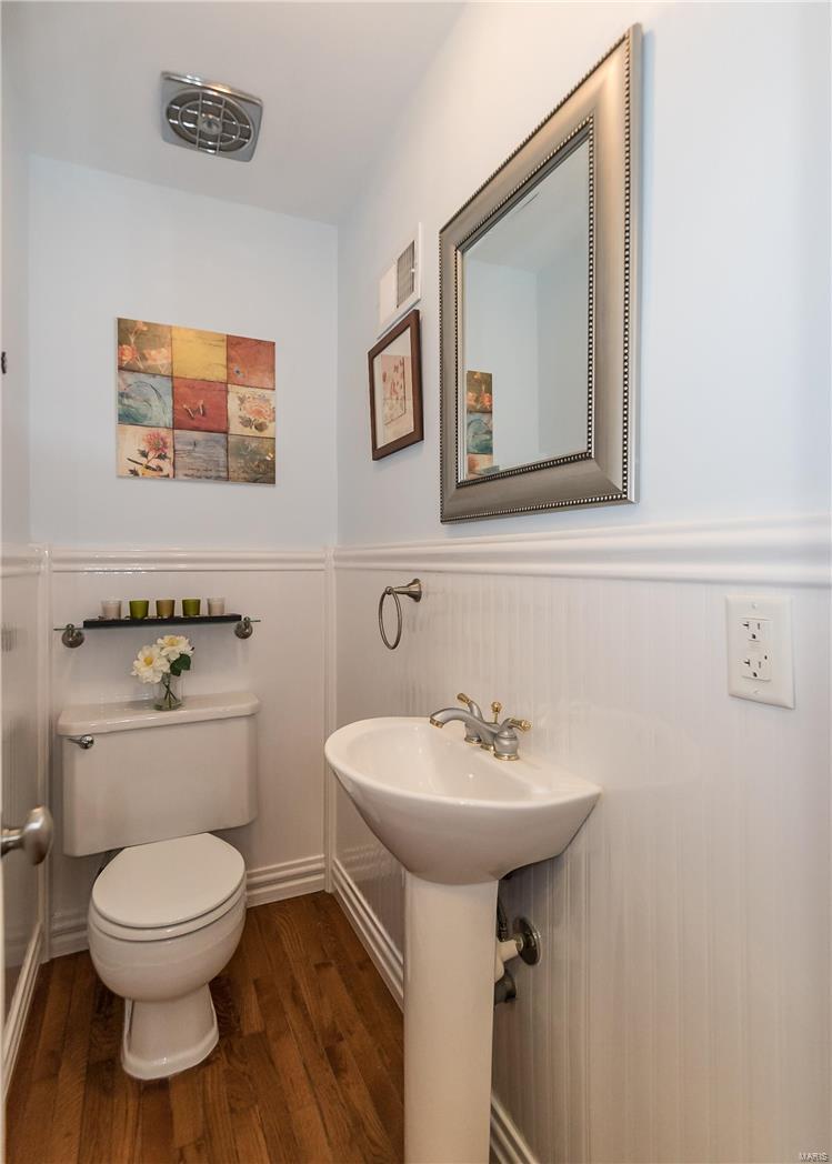 2235 North Ballas Road St. Louis, MO 63131 - Photo 22 of 44