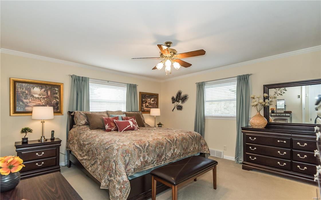 2235 North Ballas Road St. Louis, MO 63131 - Photo 23 of 44