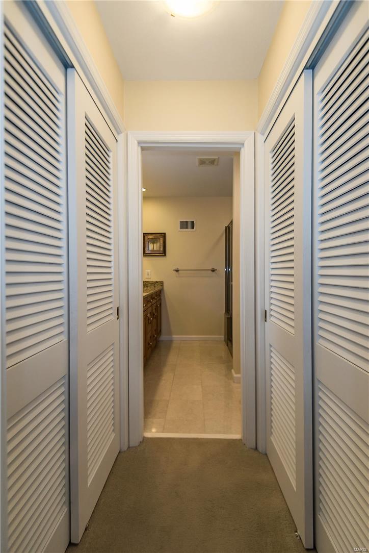 2235 North Ballas Road St. Louis, MO 63131 - Photo 25 of 44