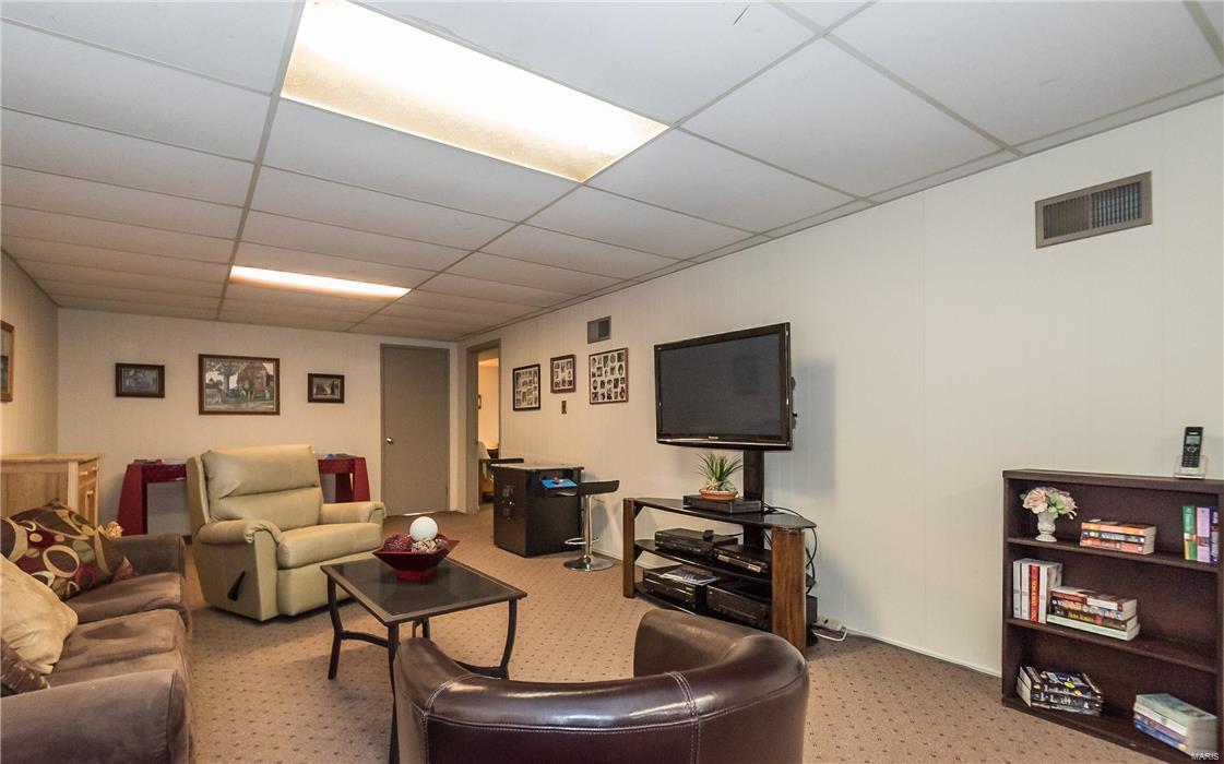 2235 North Ballas Road St. Louis, MO 63131 - Photo 31 of 44