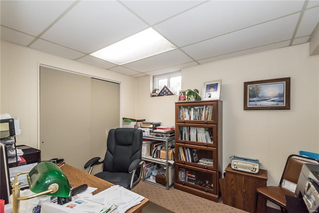 2235 North Ballas Road St. Louis, MO 63131 - Photo 35 of 44