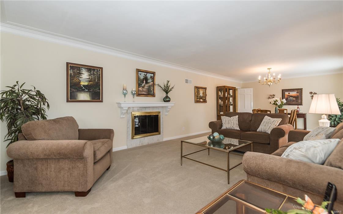 2235 North Ballas Road St. Louis, MO 63131 - Photo 7 of 44