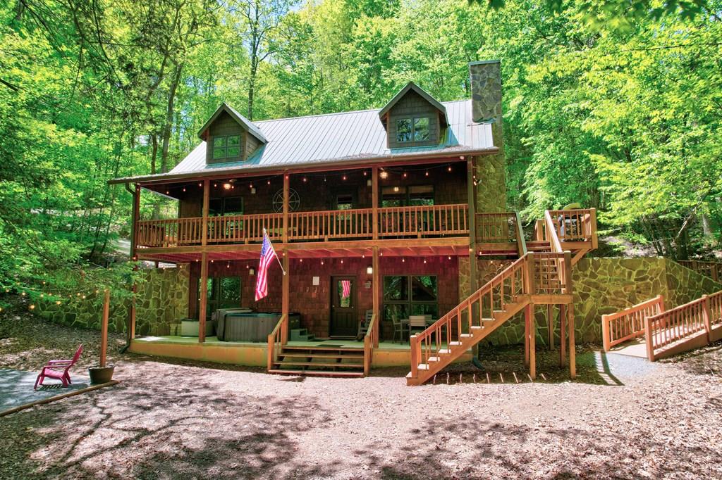 56 Hemlock Blue Ridge, GA 30513 - Photo 1 of 65 Main View