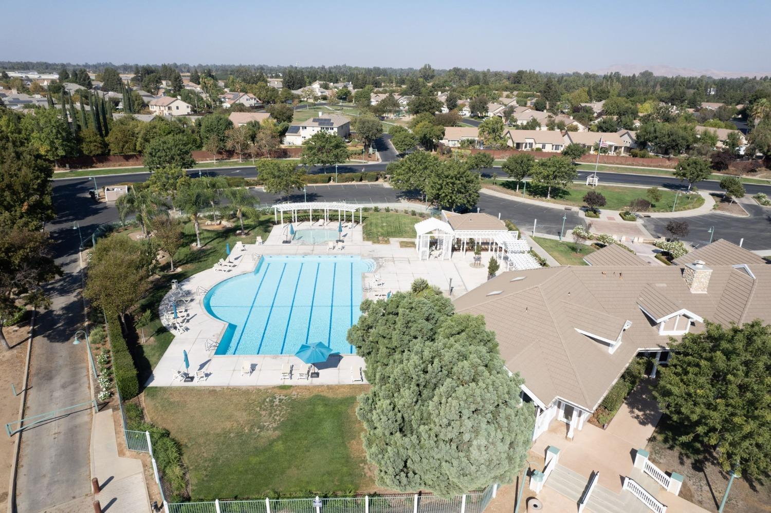 4626 North Arrow Ridge Way Clovis, CA 93619 - Photo 73 of 79 Community Pool