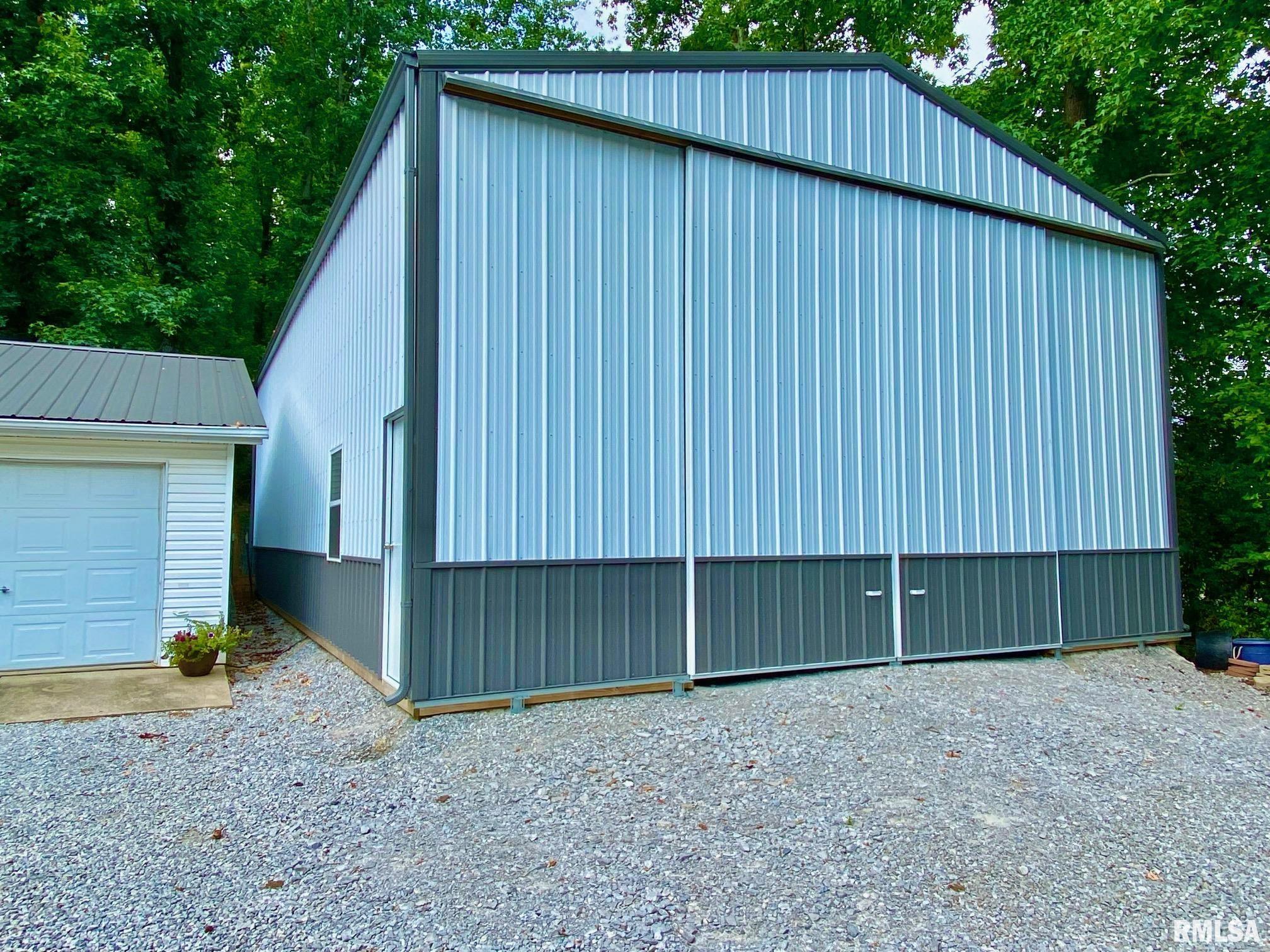 10939 Moses Dam Road Benton, IL 62812 - Photo 6 of 39
