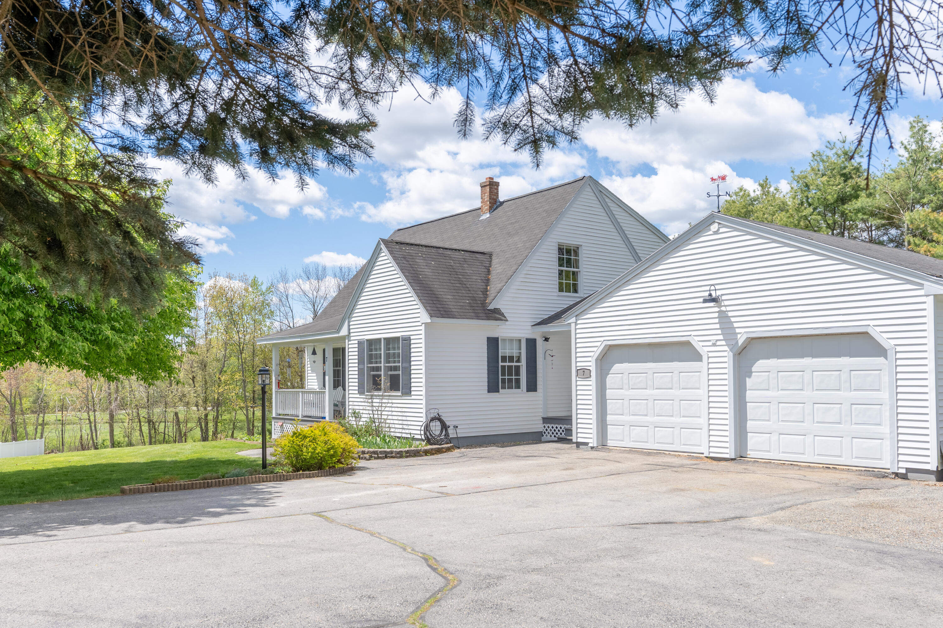 7 Cornfield Drive Springvale, ME 04083 - Photo 3 of 19 DSC02597-HDR-Edit