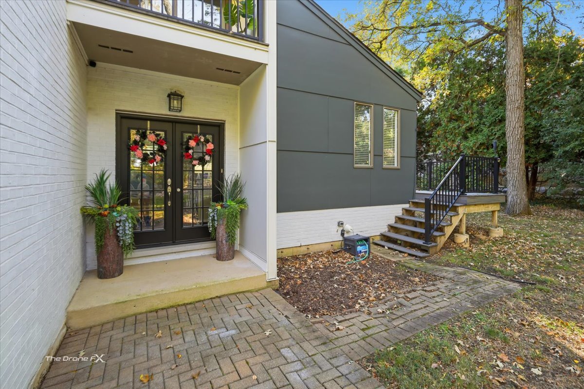 27-w041 Walz Way Wheaton, IL 60189 - Photo 5 of 60