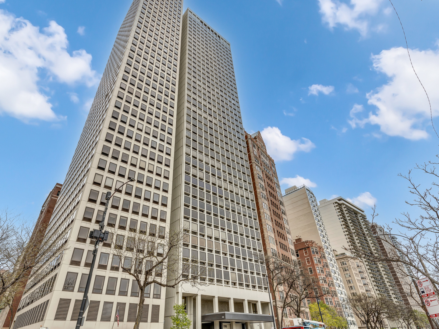 1110 North Lake Shore Drive, Unit 21N Chicago, IL 60611 - Photo 1 of 31 a front view of a building