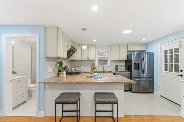 $4,100 | 63 Dickerman Lane, Braintree, MA 02184