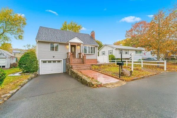 a house view with a outdoor space