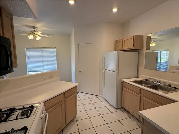 $1,300 | 9000 South Las Vegas Boulevard, Unit 1178, Las Vegas, NV 89123