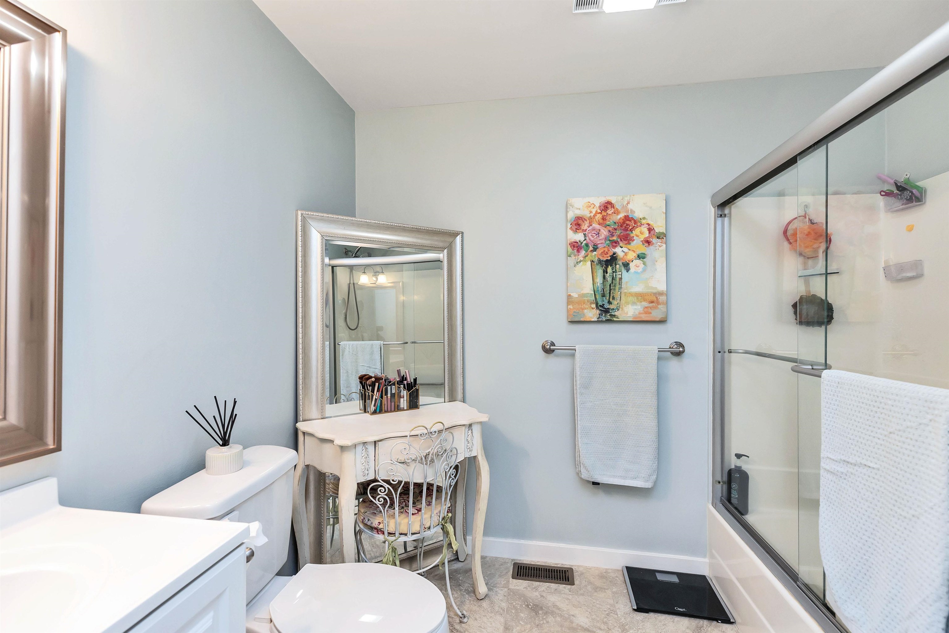 44 Thornhill Road Stratham, NH 03885 - Photo 15 of 36