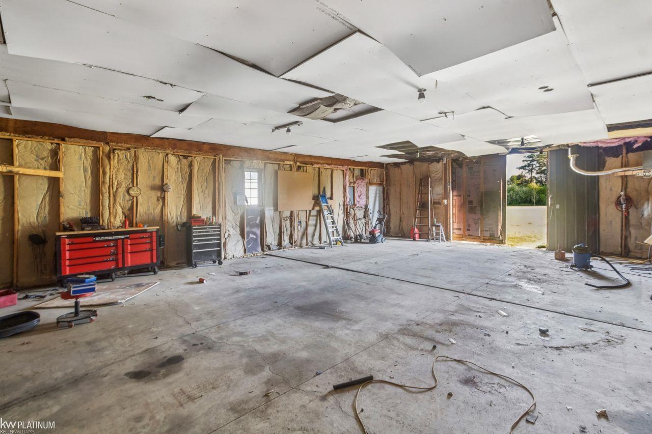 13201 Speaker Road Yale, MI 48097 - Photo 13 of 57