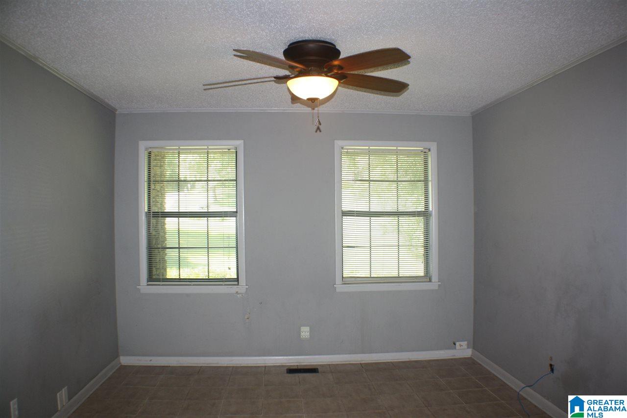 423 Cherokee Trail Anniston, AL 36206 - Photo 9 of 38