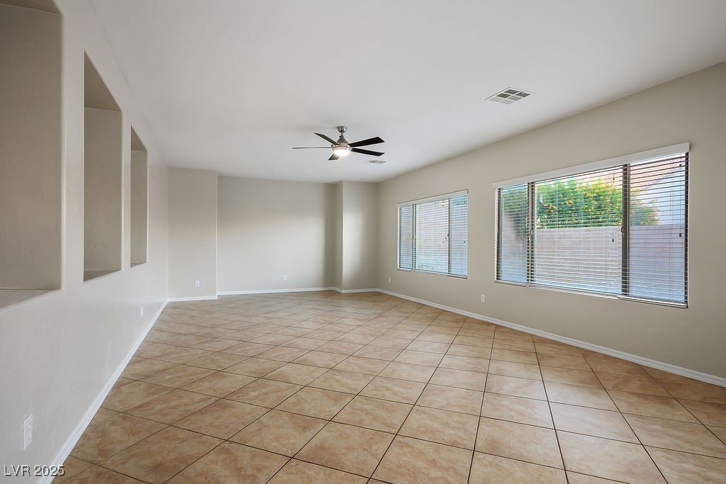 220 Dominican Avenue Henderson, NV 89002 - Photo 7 of 33