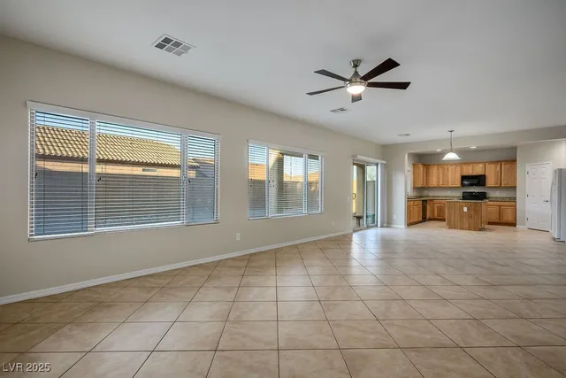 $3,150 | 220 Dominican Avenue, Henderson, NV 89002