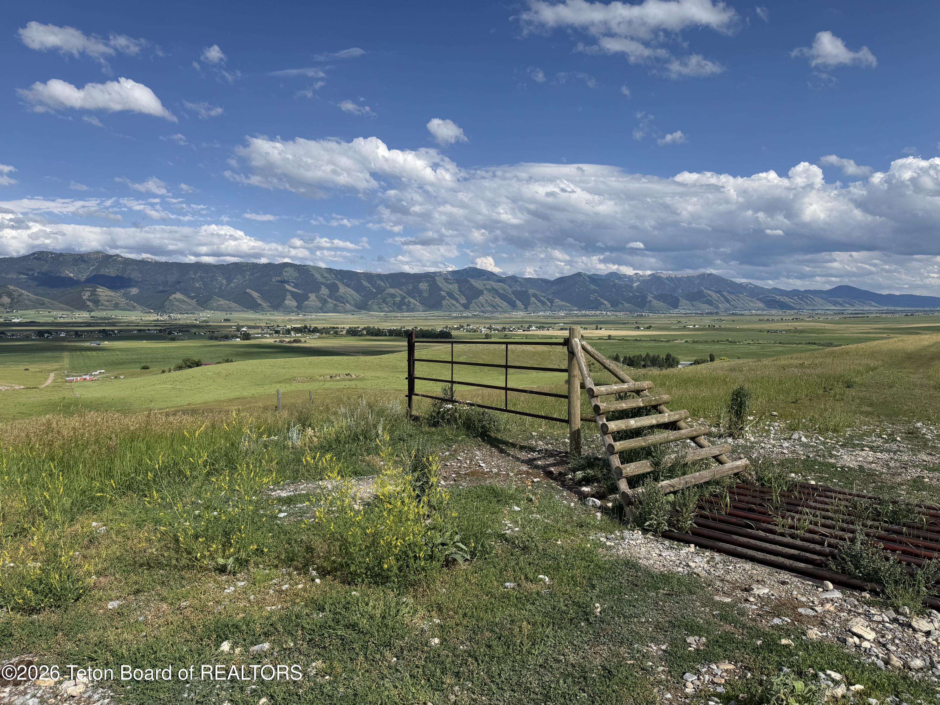 2035 Stump Creek Road Auburn, WY 83111 - Photo 12 of 15 IMG_6493