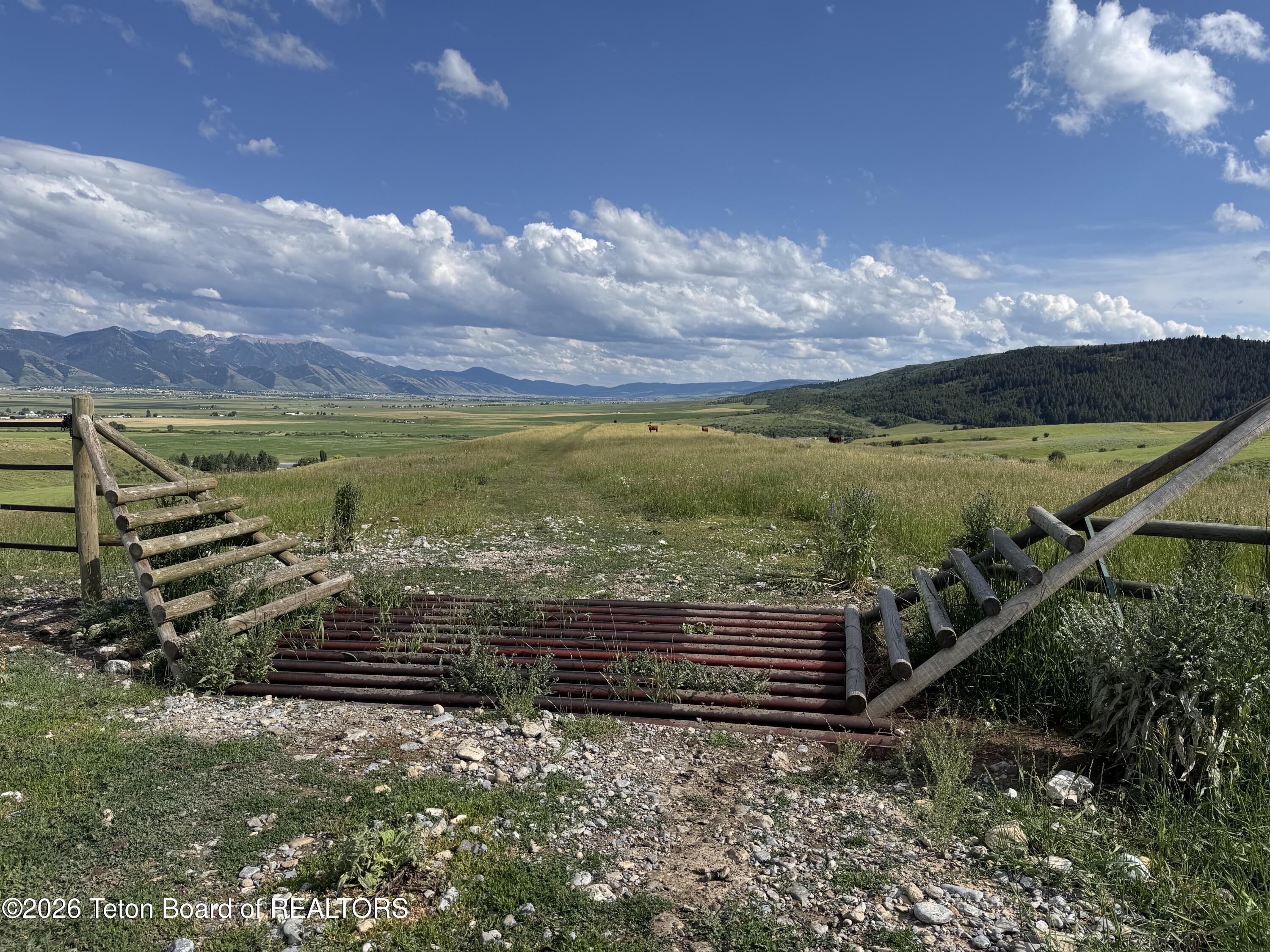 2035 Stump Creek Road Auburn, WY 83111 - Photo 13 of 15 IMG_6492