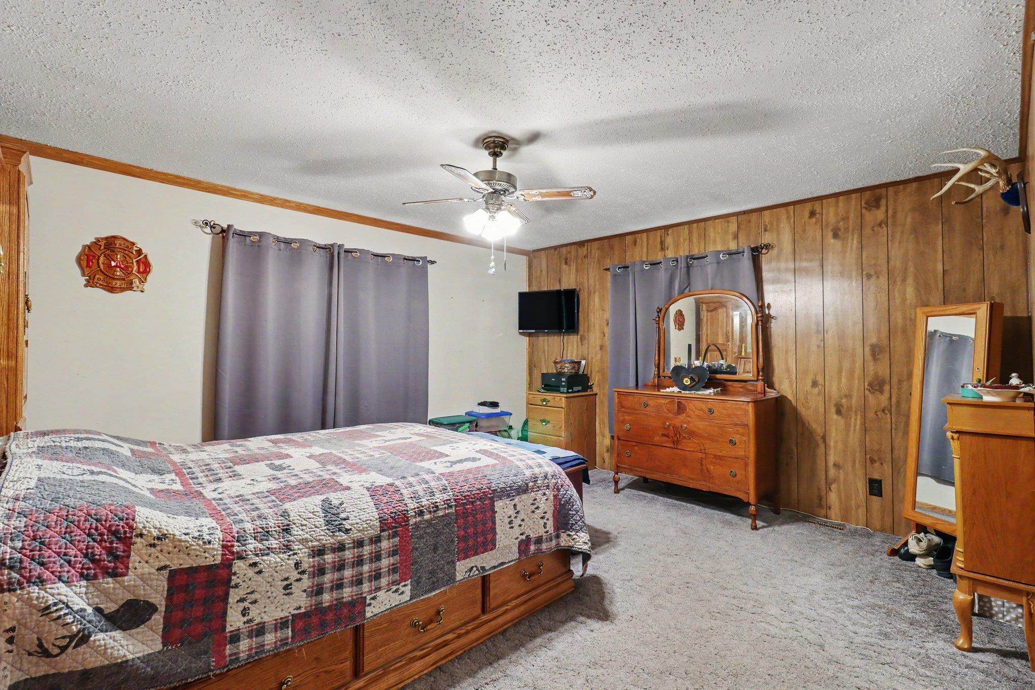 1278 North Waldron Road Crystal, MI 48818 - Photo 15 of 40 1949328-ccb022f3-7241-49cc-84eb-d16d61fdd5b6.JPG