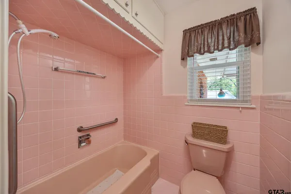 $325,000 | 2005 Sterling Drive, Tyler, TX 75701
