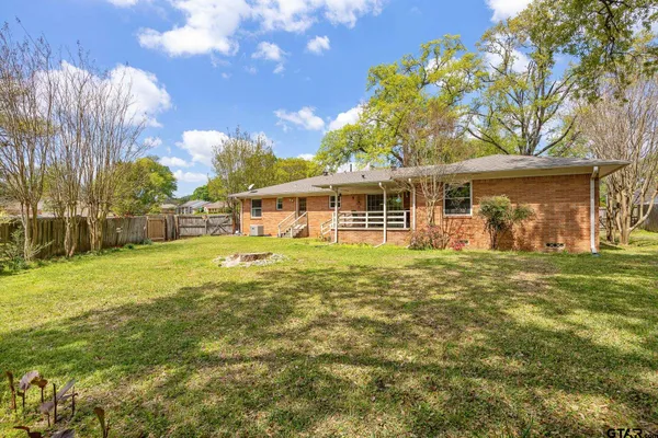 $325,000 | 2005 Sterling Drive, Tyler, TX 75701