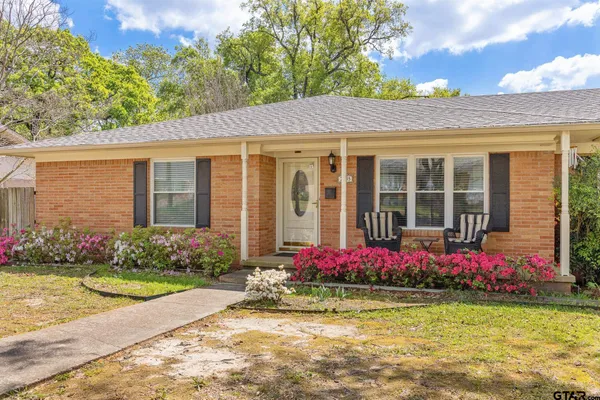 $325,000 | 2005 Sterling Drive, Tyler, TX 75701