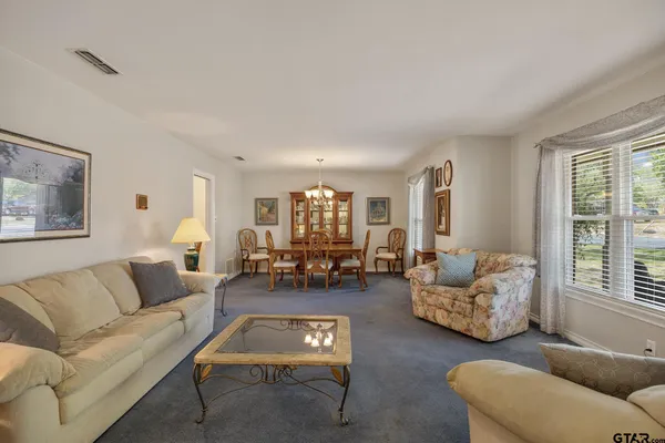 $325,000 | 2005 Sterling Drive, Tyler, TX 75701