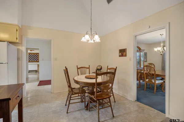 $325,000 | 2005 Sterling Drive, Tyler, TX 75701