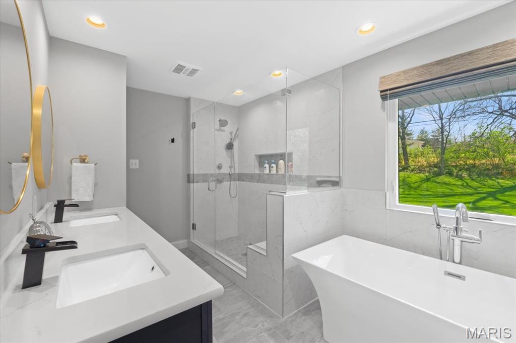 12 Westfield Lane Frontenac, MO 63131 - Photo 18 of 27