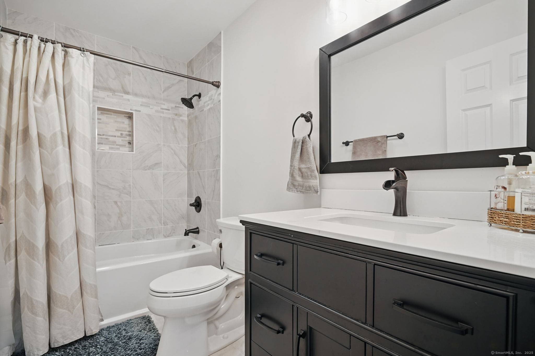 134 Feldspar Ridge Glastonbury, CT 06033 - Photo 23 of 39