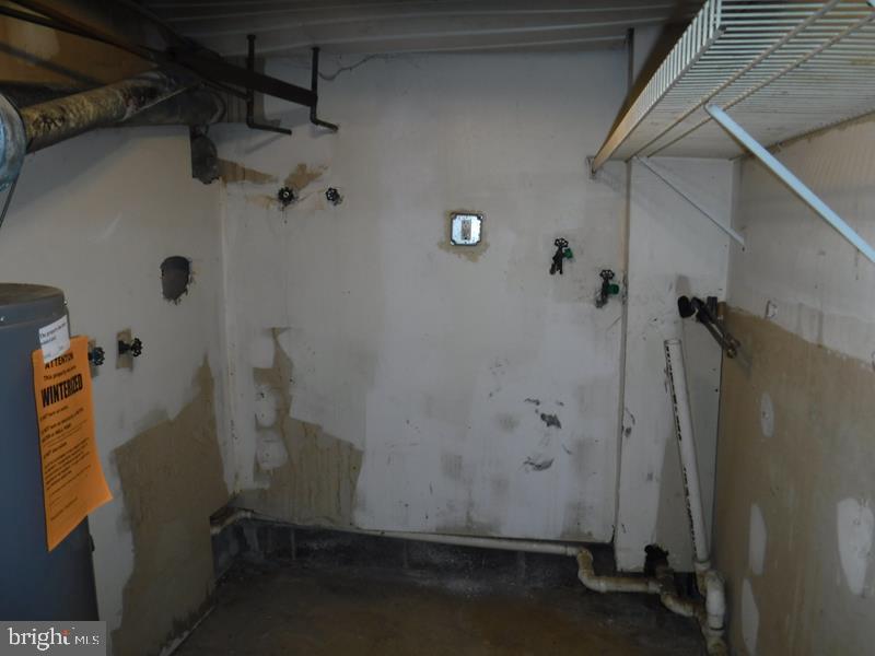 406 Shetland Road Darby, PA 19023 - Photo 12 of 12 LAUNDRY/UTILITY ROOM