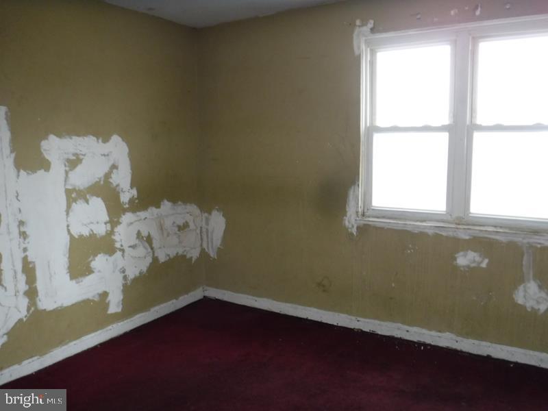 406 Shetland Road Darby, PA 19023 - Photo 8 of 12 BDRM 1