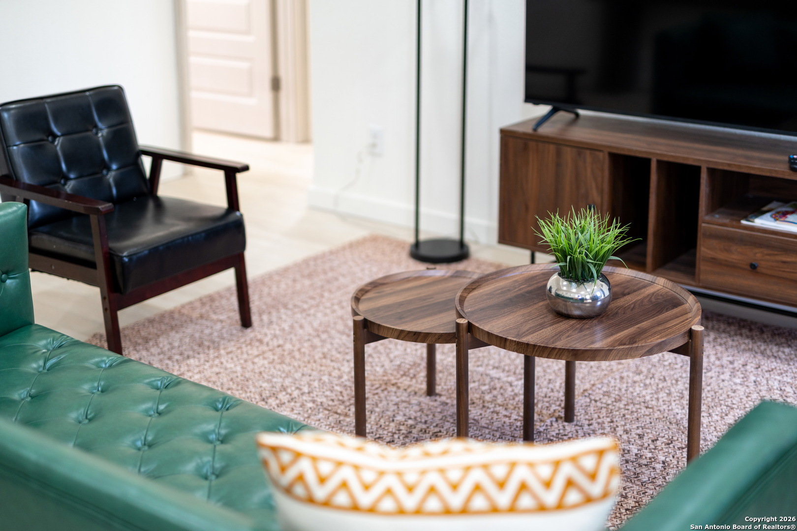 204 Green Meadows Street Converse, TX 78109 - Photo 13 of 46