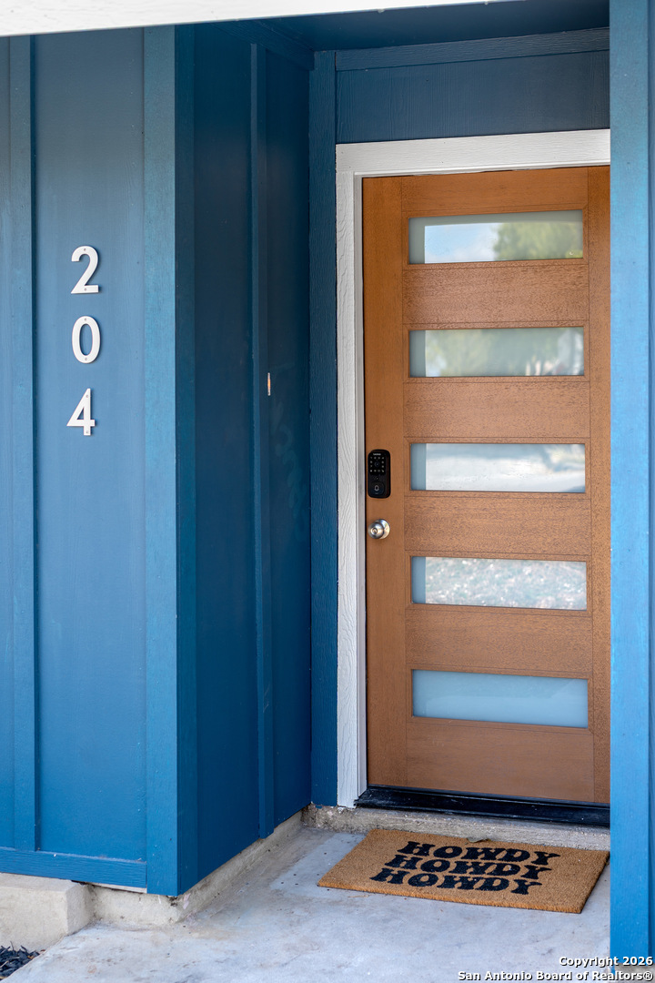 204 Green Meadows Street Converse, TX 78109 - Photo 5 of 46