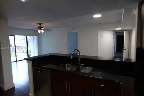 $240,000 | 9200 West Atlantic Boulevard, Unit 1417, Coral Springs, FL 33071