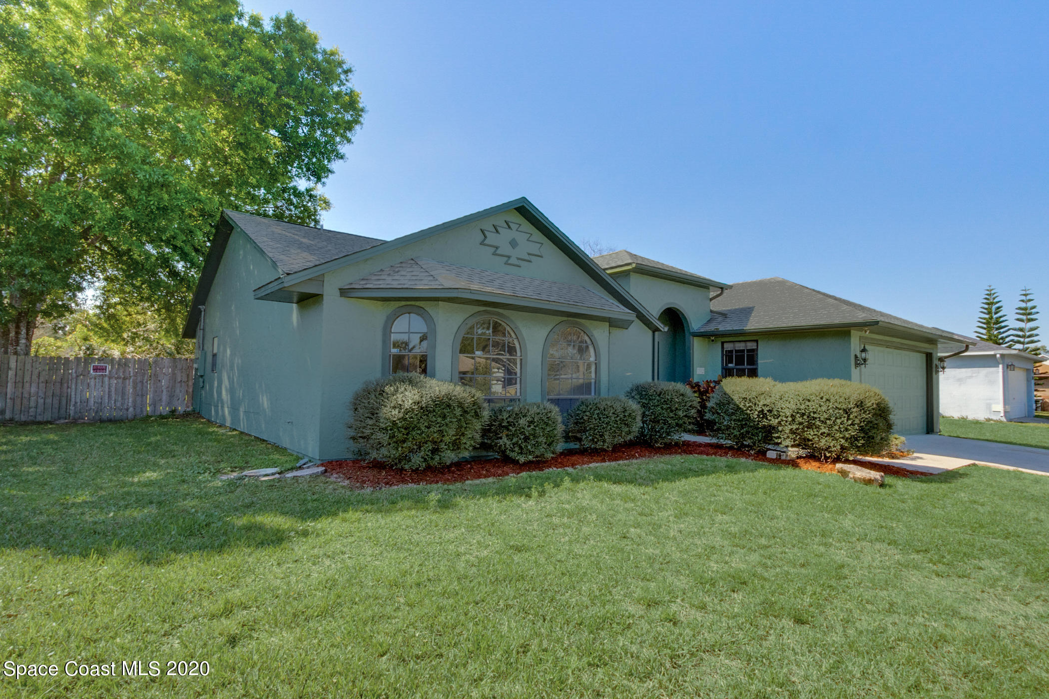 302 Stendal Road Northwest Palm Bay, FL 32907 - Photo 22 of 22 Front side