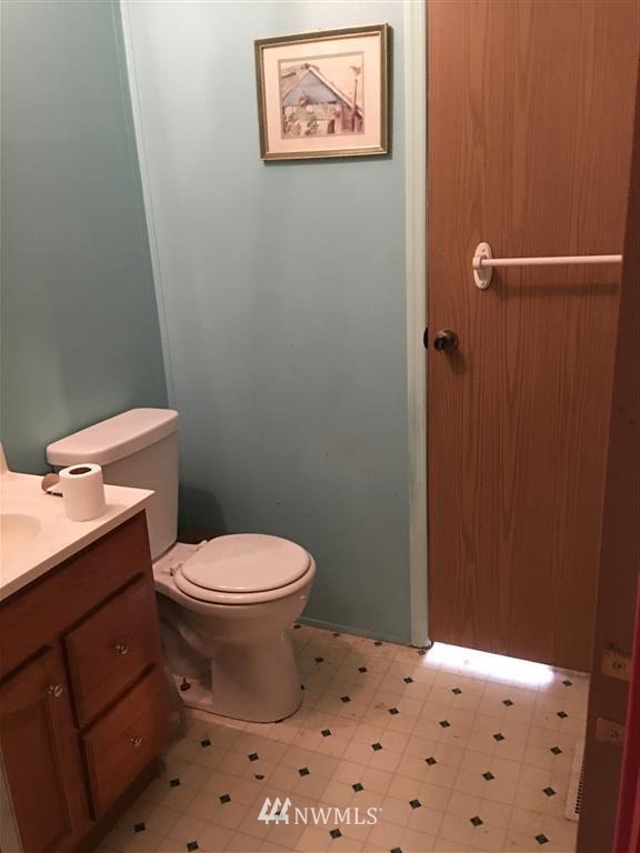 183 August Road Onalaska, WA 98570 - Photo 5 of 20 Gallery Image 5