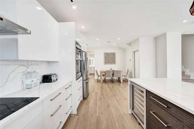 $1,390,000 | 1617 Northeast 11th Street, Unit 1, Fort Lauderdale, FL 33304