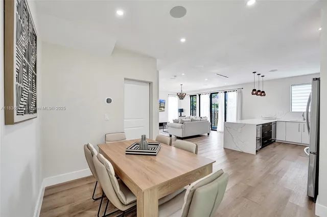 $1,390,000 | 1617 Northeast 11th Street, Unit 1, Fort Lauderdale, FL 33304