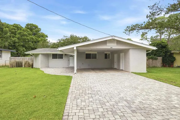$2,700 | 302 Loruna Drive, Gulf Breeze, FL 32561