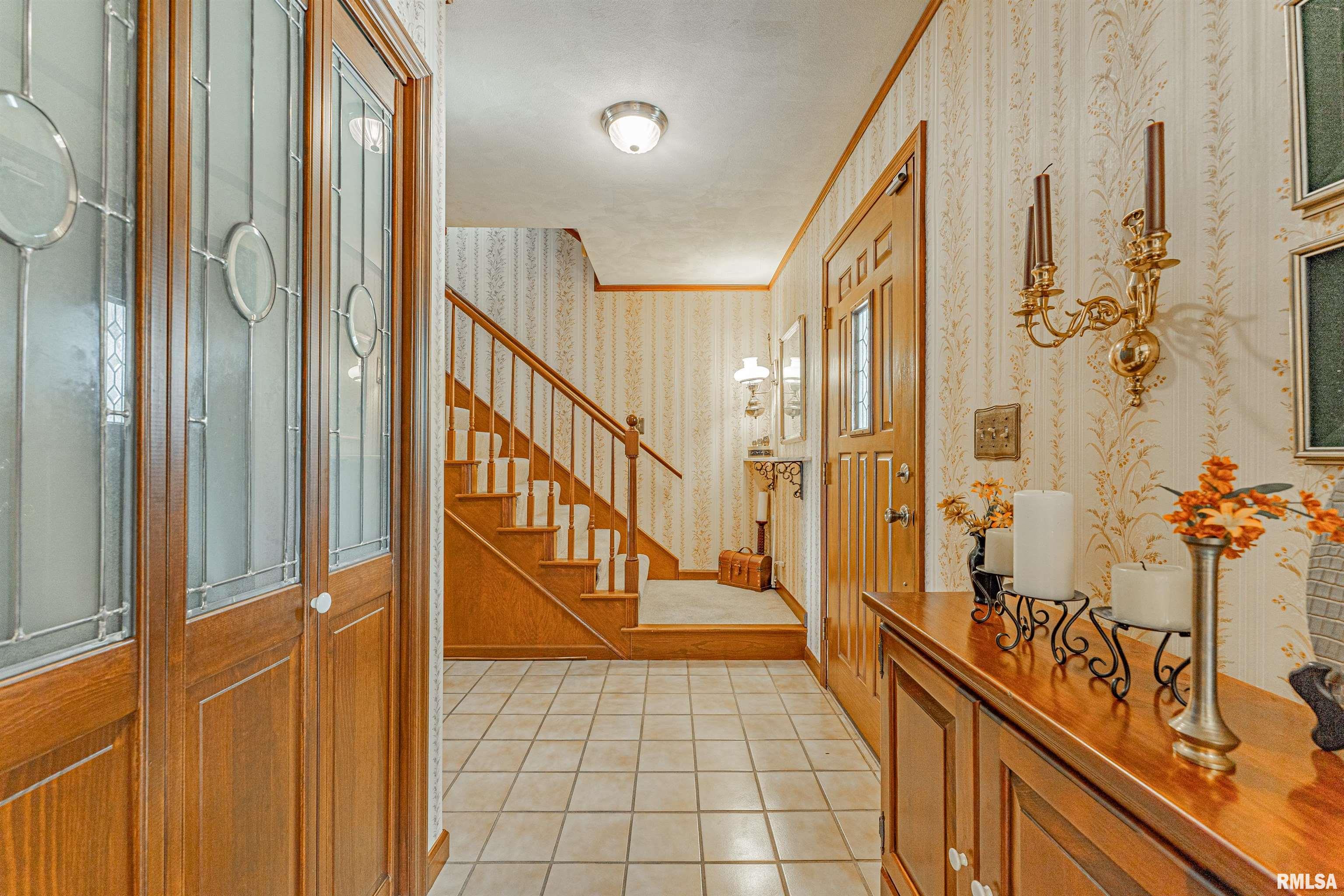 15 Pinehurst Road Lincoln, IL 62656 - Photo 4 of 40 Gallery Image 4