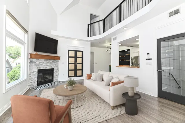 $374,900 | 118 West Reservoir Avenue, Milwaukee, WI 53212