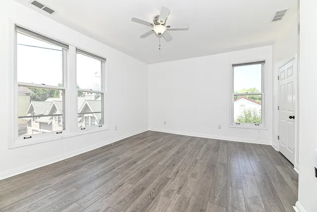 $374,900 | 118 West Reservoir Avenue, Milwaukee, WI 53212