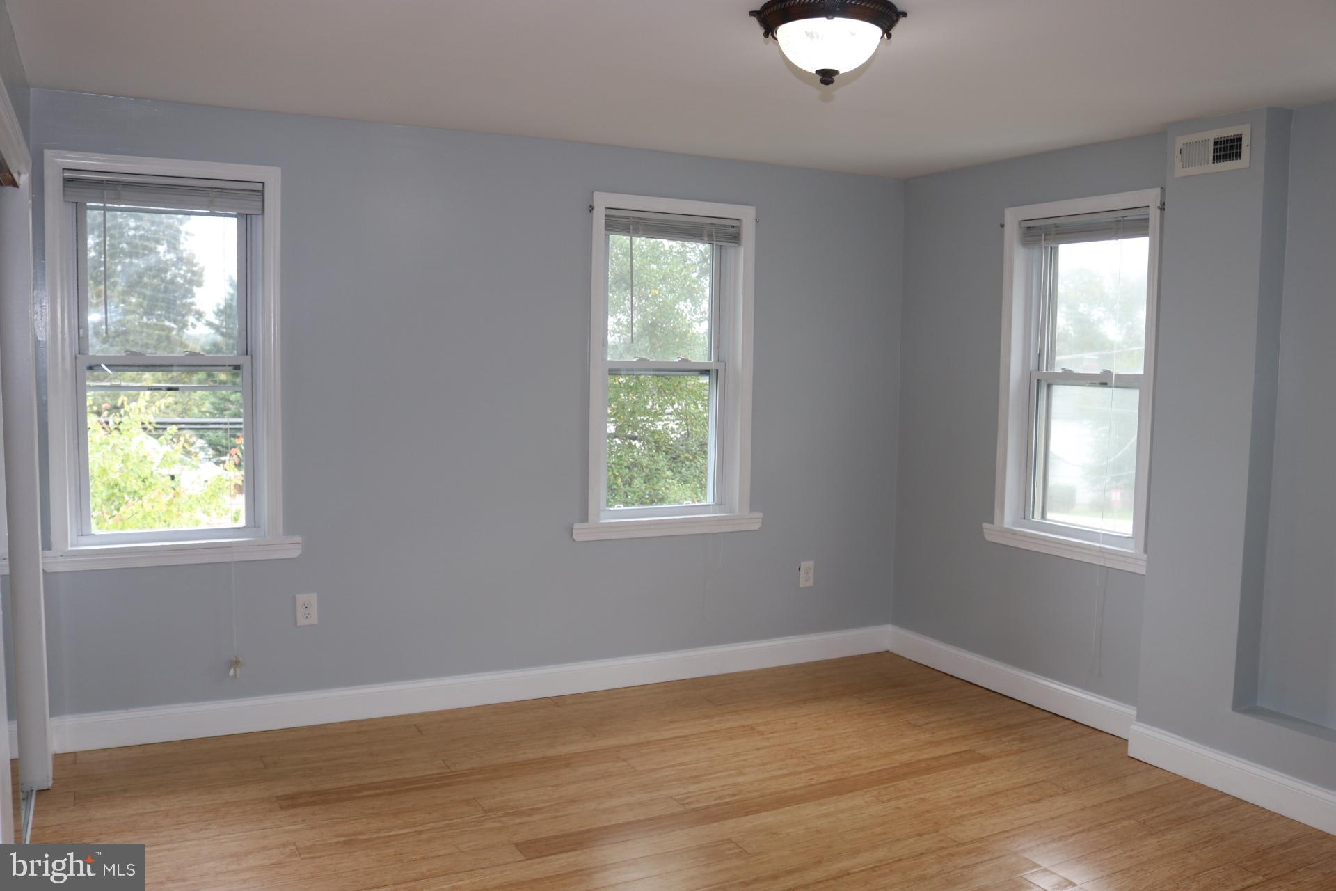 7628 Philadelphia Road Baltimore, MD 21237 - Photo 10 of 39